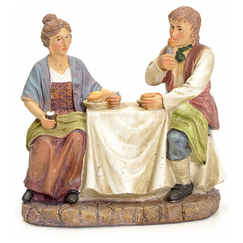 Couple eating at the table, for nativities of 20cm 1
