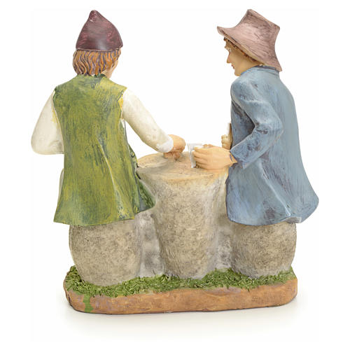 Giocatori di carte al tavolo presepe 20 cm 3