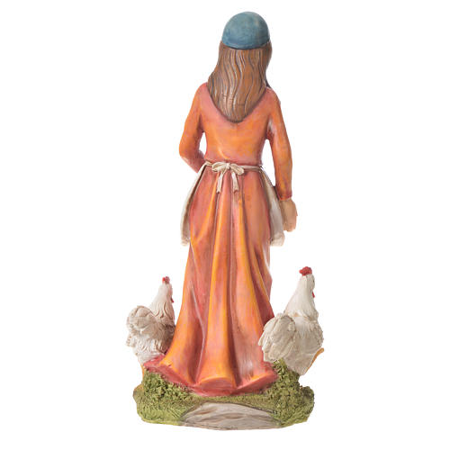 Mujer con gallinas para belenes de 30cm, resina 3