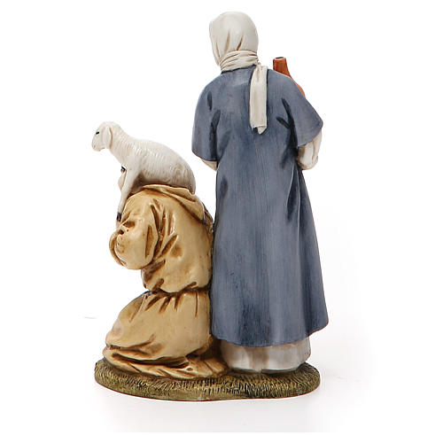 Woman with amphora and kneeling shepherd for nativities of 11cm 3