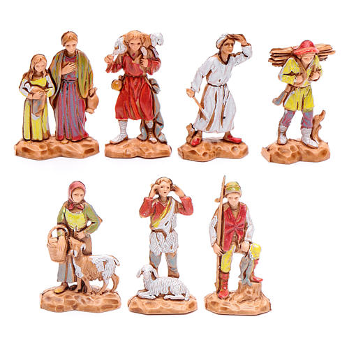 Assorted shepherds figurines, 7 pieces for nativities measuring 3.5cm 1