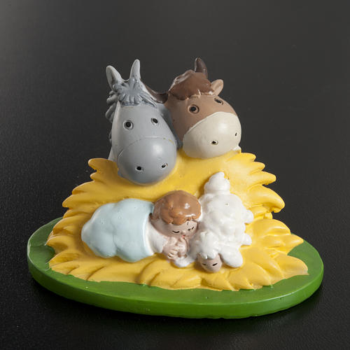 Baby Jesus in resin with ox and donkey 7,5x5cm 2