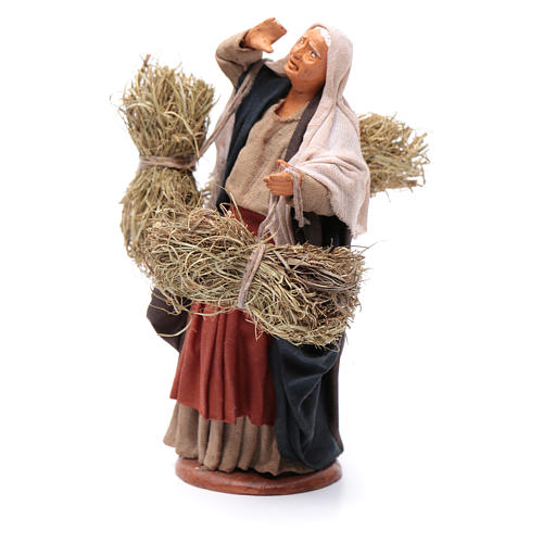 Countrywoman with straw bundles for nativity scene 14 cm 2