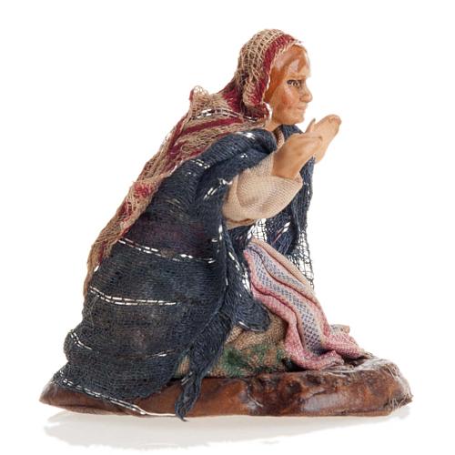 Neapolitan nativity figurine, kneeling woman 8cm 2