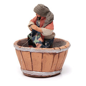 Neapolitan Nativity figurine, woman treading grapes, 10 cm