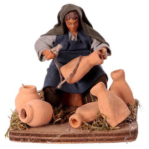 Neapolitan Nativity figurine, man repairing amphorae, 10 cm 1