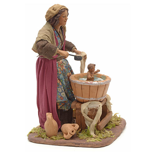 Neapolitan Nativity figurine, woman washing baby, 24 cm 4