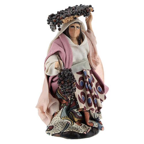 Neapolitan Nativity figurine, woman with bunches of grapes, 8 cm 3