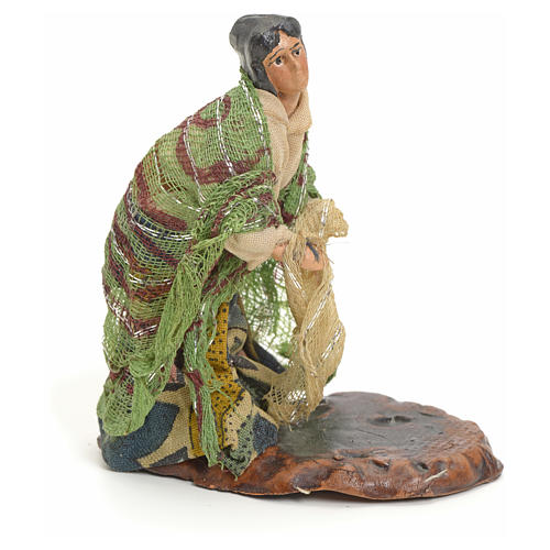 Neapolitan nativity figurine, woman with hanged clothes, 8cm 2