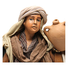 Uomo con brocche 30 cm presepe napoletano