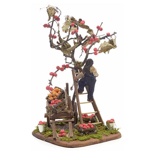 Scena raccolta delle mele 10 cm presepe Napoli 3