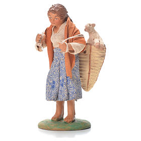 Frau mit Schaf im Korb 12cm neapolitanische Krippe