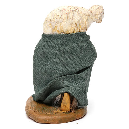 Uomo ginocchio pecora spalle 10 cm presepe Napoli 4