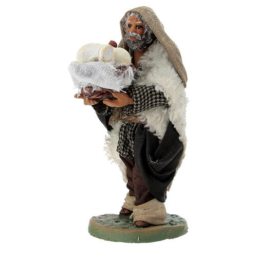 Uomo cesto salumi in mano 10 cm presepe Napoli 2