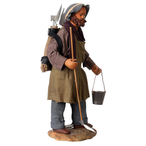 Uomo con attrezzi agricoli 24 cm presepe napoletano 4