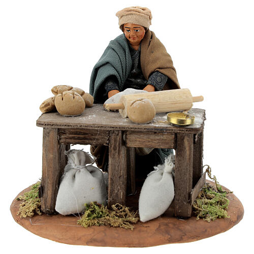 Woman kneading, Neapolitan nativity figurine 10cm 1