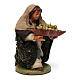 Uomo in ginocchio con olive cesto cuoio 10 cm presepe Napoli s3