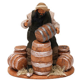 Man repairing Barrels 12cm neapolitan Nativity