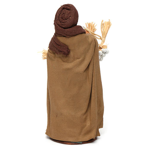 Donna ceppi aglio in mano 14 cm presepe napoletano 4