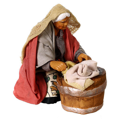 Lavandaia in ginocchio 10 cm presepe napoletano 3