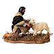 Kniender Hirte mit Schaf beim Futtern neapolitanische Krippe 12cm s1