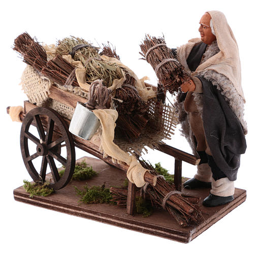 Homem com carrinho cheio de feixes de lenha para presépio napolitano com figuras 12 cm altura média 2