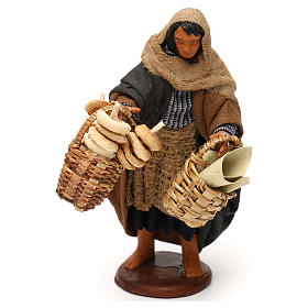 Femme avec panier taralli cuoppi 12 cm crèche napolitaine