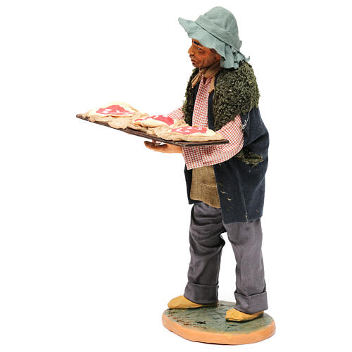 Mężczyzna z pizzami, szopka z Neapolu 30 cm 2
