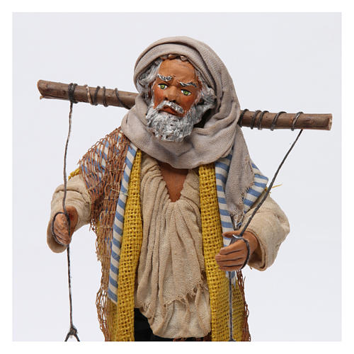 Pescivendolo con tinozze di pesce 24 cm presepe napoletano 2