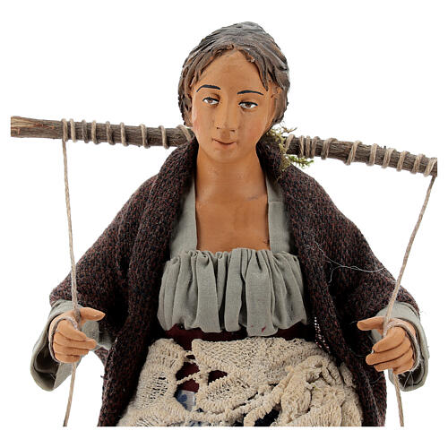 Mujer con cestas de paños belén napolitano 30 cm de altura media 2