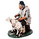Pastor que tosquia a ovelha em terracota para presépio de Deruta com figuras de 18 cm altura média s2
