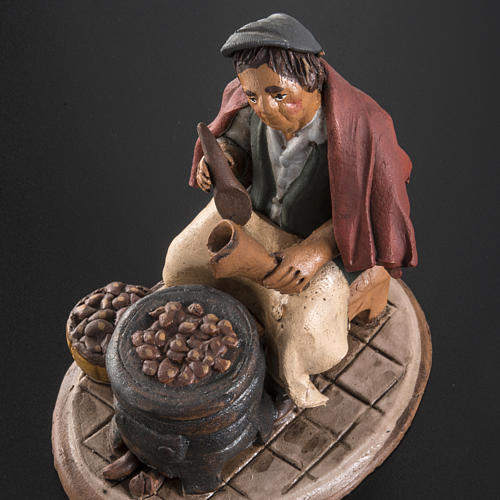 Chestnut seller, 18cm terracotta 5