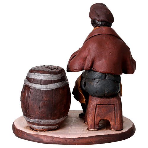 Vintner 18cm Nativity Deruta terracotta 4