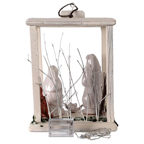 Lampion drewno, figurki 20 cm, biała terakota, Deruta, 35x26x20 cm, światełka LED 6