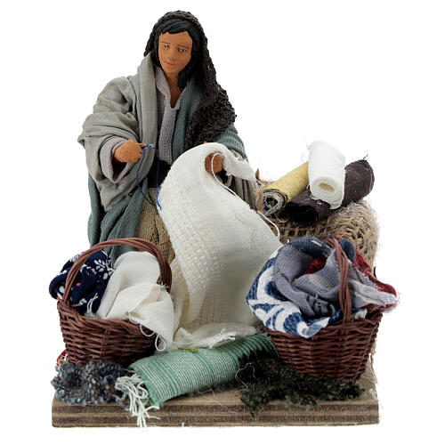 Animated nativity scene, woman sewing 12 cm 1