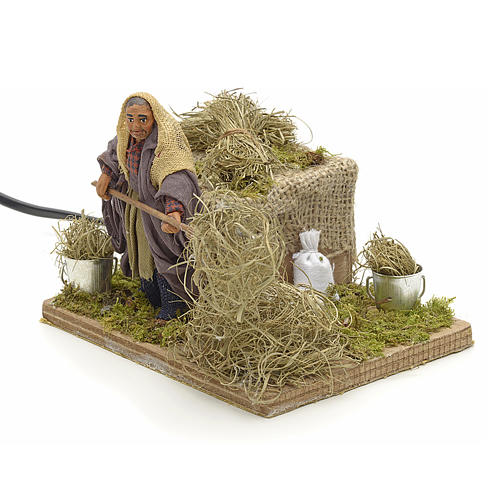 Animated Nativity scene figurine, peasant with hay 10 cm 3