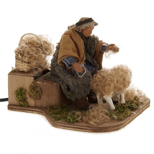 Movimento presépio homem tosquiando ovelha 14 cm 2
