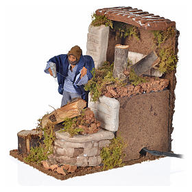 Santons animés crèche de Noël: Bucheron animé crèche 6 cm, base de 14x9 cm