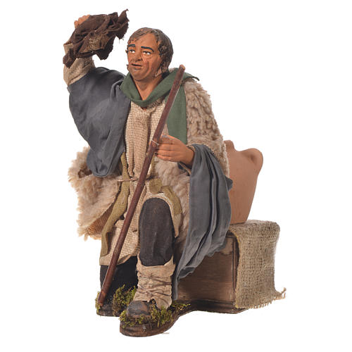Mężczyzna zdejmujący kapelusz poruszająca się figura szopka z Neapolu 30 cm 2