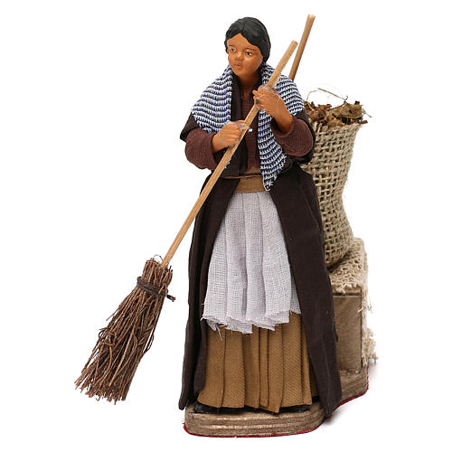 Woman sweeping, animated Neapolitan Nativity figurine 14cm 1