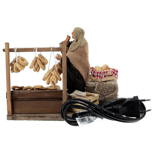 Man making taralli, animated Neapolitan Nativity figurine 12cm 4