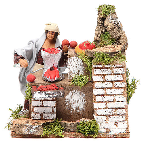 Animated nativity figurine 10cm woman with tomatoes 1