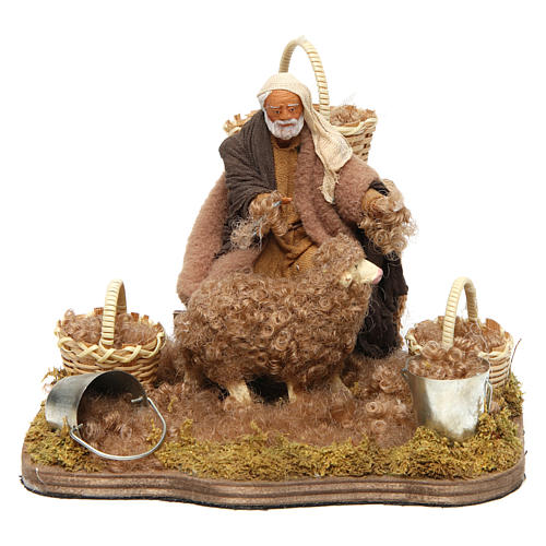 Man shearing sheep for Neapolitan Nativity scene 12 cm, moving statue 1