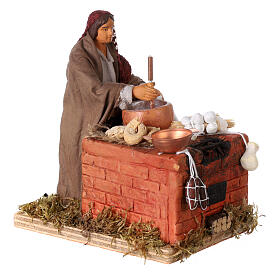 Woman cooking for Neapolitan Nativity scene 12 cm, moving statue