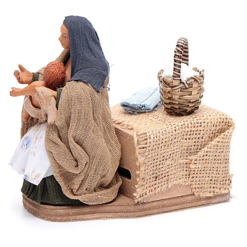 Moving woman breastfeeding 12 cm Neapolitan nativity scene 2