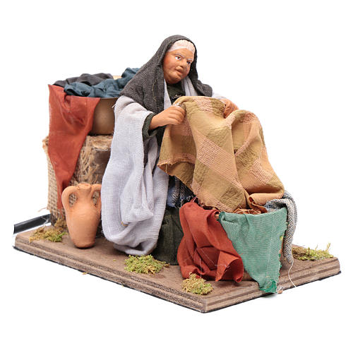 Moving laundress 14 cm for Neapolitan nativity scene 3