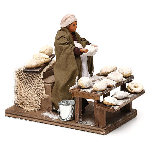 Movimento mulher que molda pão para presépio com figuras altura média 10 cm 3