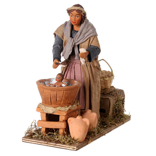 Woman washing child  in movement 24 cm for Neapolitan nativity scene 5