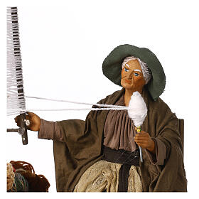 Kobieta nawlekająca przędzę wełnianą, szopka neapolitańska 24 cm