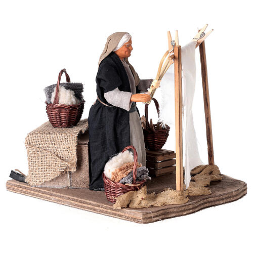 Moving Woman Hanging Clothes Neapolitan nativity 12 cm 3